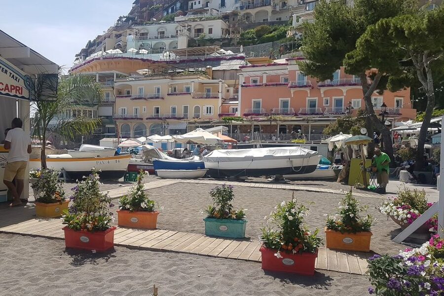 From Rome: Pompeii, Positano and Amalfi Full-Day Tour - Who should book this experience