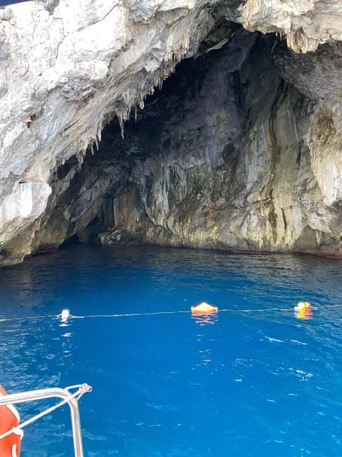 From Salerno: Amalfi Coast Full-Day Sailboat Trip with Lunch - Reaching Amalfi by water