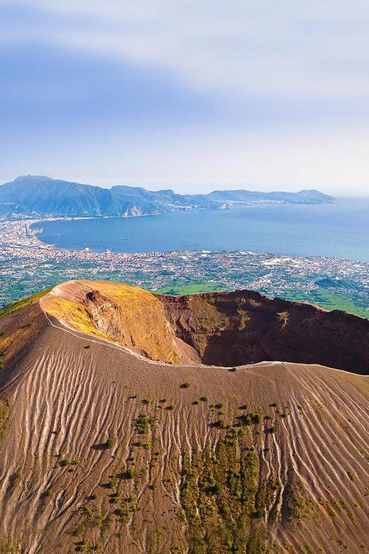 From Salerno_Pompeii Express_bus+ skip the line ticket - Five hours among streets frozen in AD 79