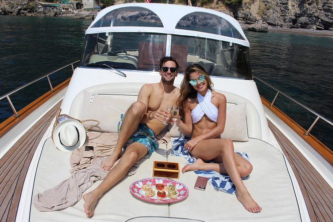 From Salerno: Small Group Amalfi Coast boat tour with stops in Positano & Amalfi - Food, drinks, and the ride home