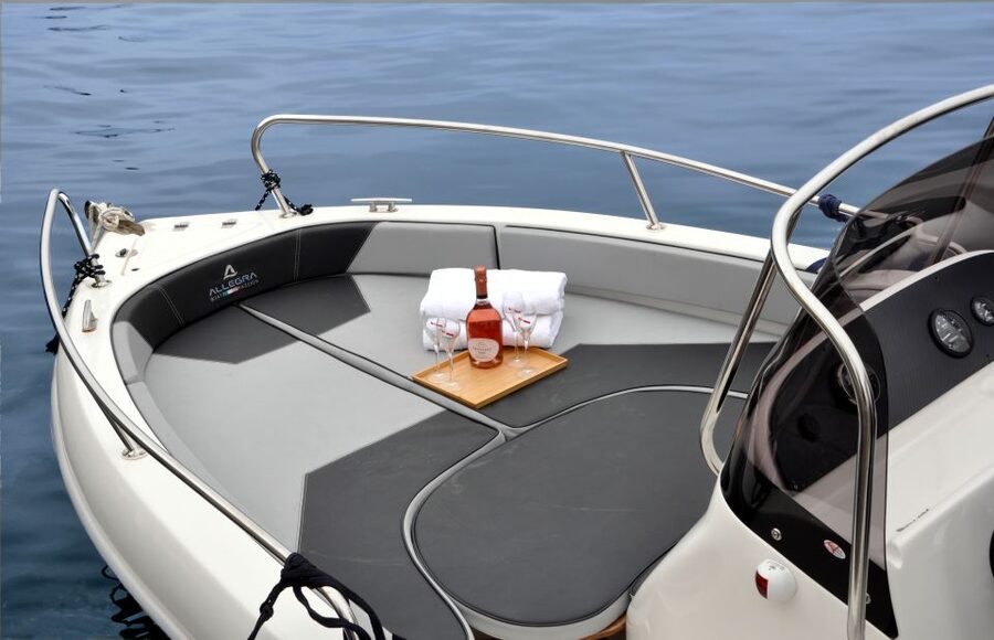 From Sorrento: Amalfi Coast Private Boat Tour with Skipper - How the private format affects value