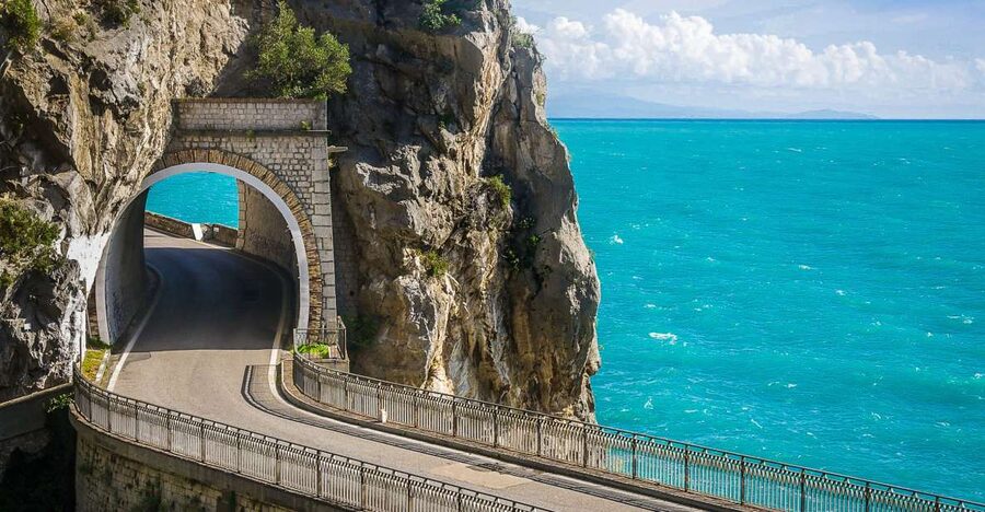 From Sorrento: Amalfi Coast Shared Driving Tour - Positano: one hour among steep lanes and bright shops