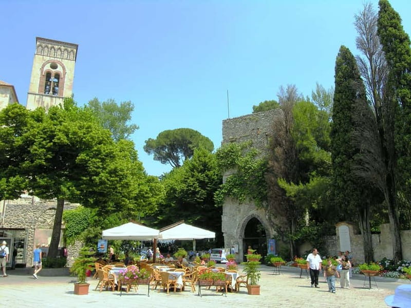 From Sorrento: Amalfi Coast tour(Positano, Amalfi & Ravello) - Two useful hours in Amalfi