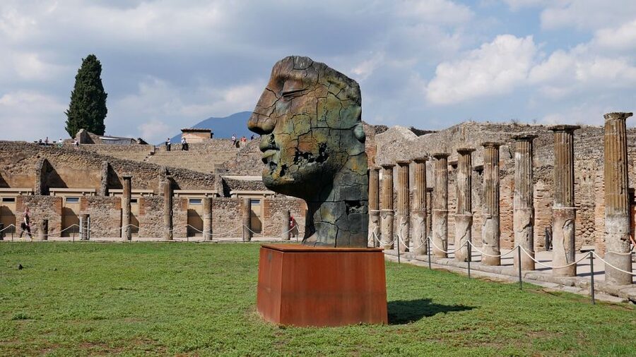 From Sorrento: Day Tour to Pompeii Ruins and Mount Vesuvius - Should you book the Pompeii and Vesuvius tour?