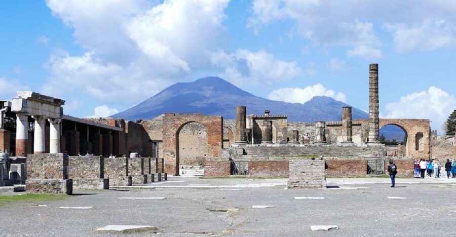 From Sorrento: Day Tour to Pompeii Ruins and Mount Vesuvius - Why this Sorrento day trip works