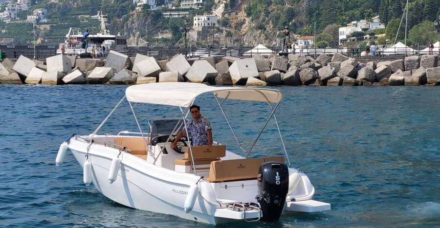 From Sorrento: Full Day Capri Private Boat Trip with Drinks - Meeting at Marina Grande in Sorrento