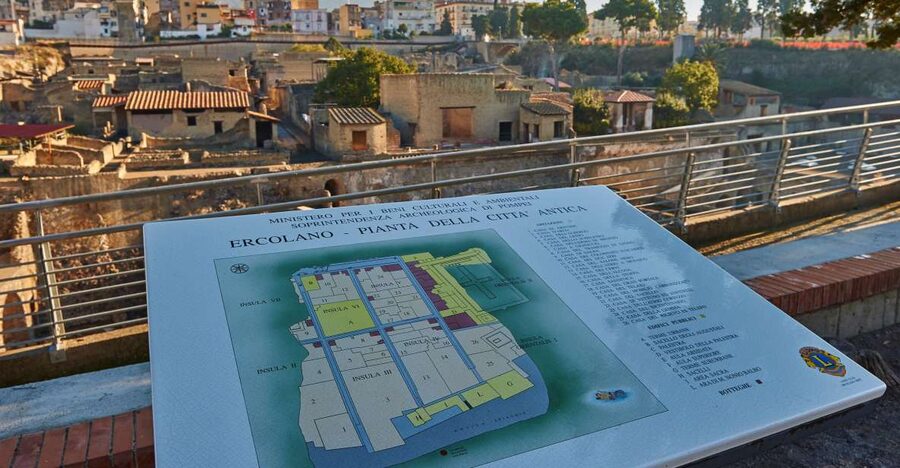 From Sorrento: Half-Day Tour of Herculaneum - Why Herculaneum feels different from Pompeii