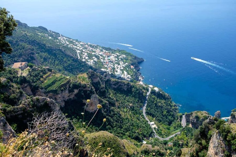 From Sorrento: Path of the Gods Guided Hike with Transfer - The shepherds hut stop