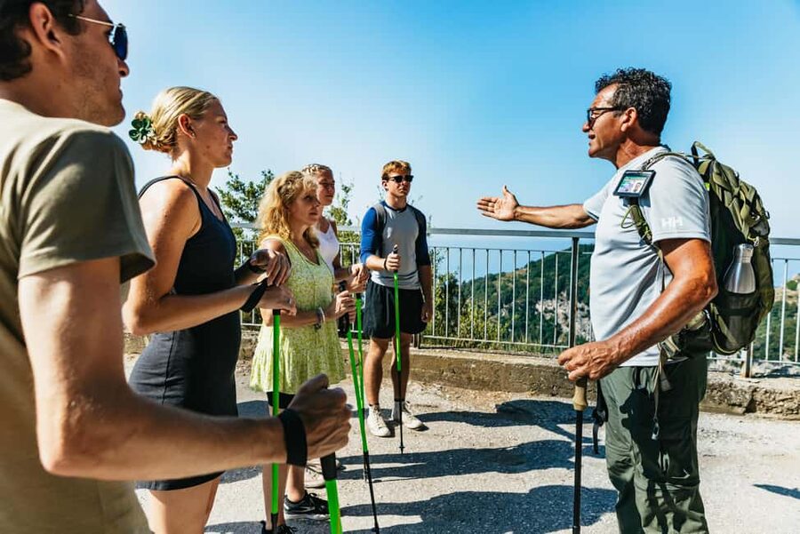 From Sorrento: Path of the Gods Guided Hike with Transfers - The shepherd’s hut and a taste of mountain life