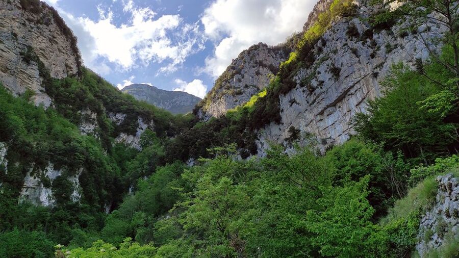 From Sorrento: Path of the Gods Hike with Tasting Stop - Should you book the Path of the Gods from Sorrento?