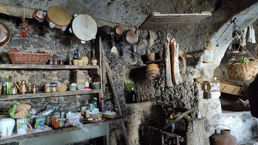 From Sorrento: Path of the Gods Hike with Tasting Stop - Who should book this hike?