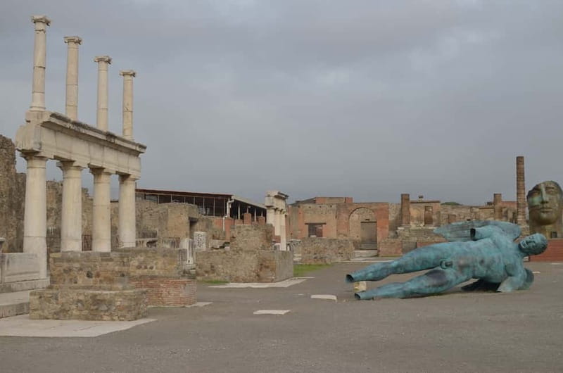 From Sorrento: Pompeii and Mount Vesuvius Trip with Lunch - Key points at a glance