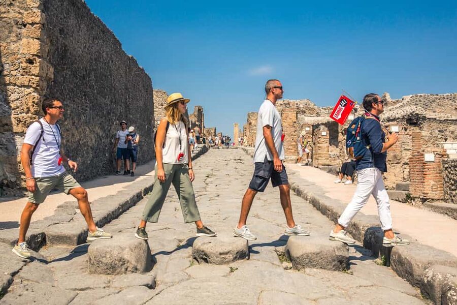 From Sorrento: Pompeii Half-Day Skip-the-Line Tour - The ride from Sorrento to Pompeii