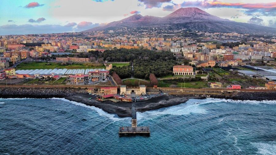 From Sorrento: Pompeii & Mt. Vesuvius Tour with Lunch & Wine - Key points at a glance