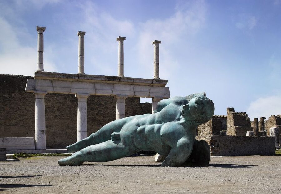 From Sorrento: Pompeii Skip-the-Line Tour - Entering the ancient streets