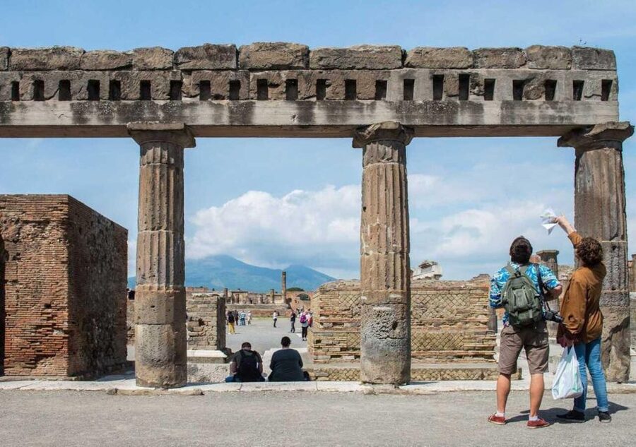 From Sorrento: Pompeii with an Archaeological Guide & Ticket - The 50-minute ride to Pompeii