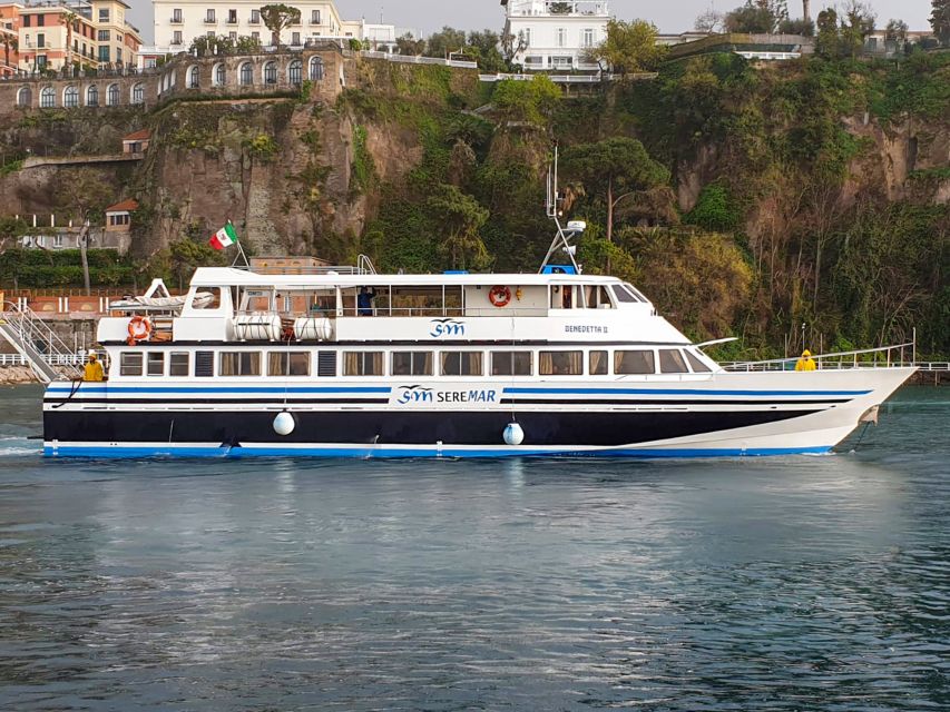 From Sorrento: Positano and Amalfi Day Cruise - The return to Sorrento at 4:25