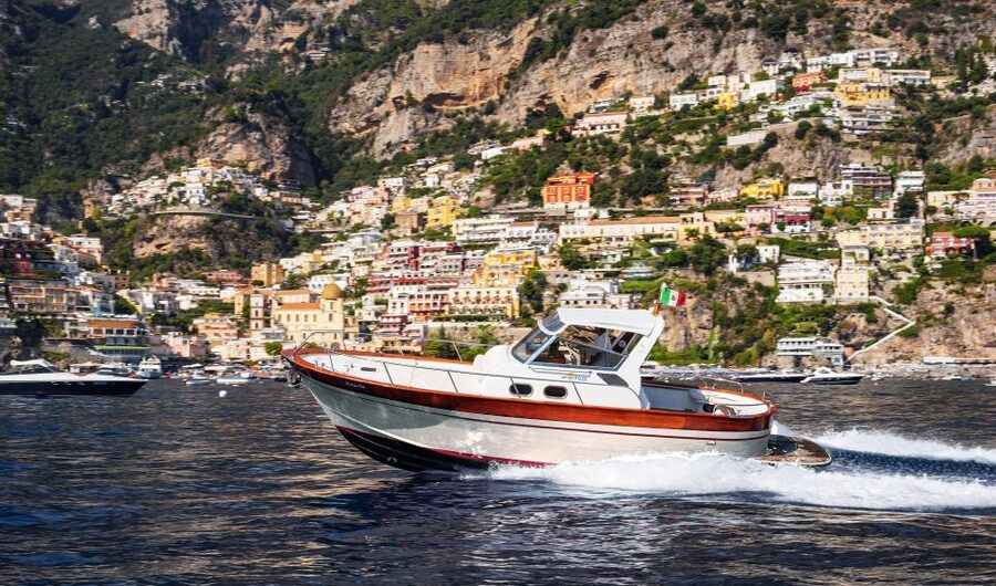 From Sorrento: Small-Group Amalfi Coast Boat Tour - The crew and the feel of a small boat