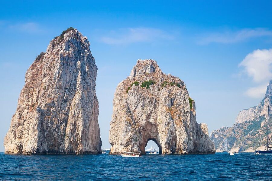 From Sorrento to Capri and Positano: Private Boat Tour - Seven hours from Sorrento to two famous coasts