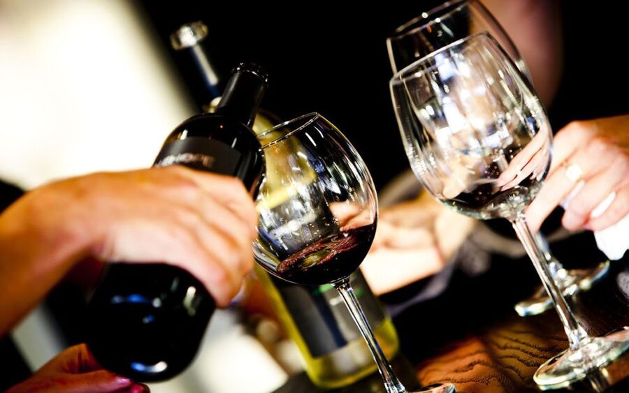 From Sorrento: Winery Tour, Tasting & Lunch - Who Will Enjoy This Outing Most