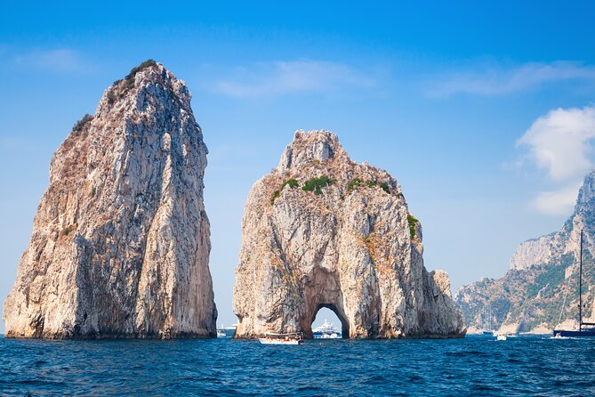 Full Day Capri Tour from Pompeii by Small Ferry Boat - The uphill bus and heat problem