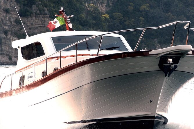 Full-Day Private Guided Boat Tour in Capri - Why a private Capri boat day makes sense