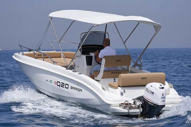 Full Day Private Tour from Sorrento to Capri by speedboat - Leaving Sorrento for Bagni Regina Giovanna