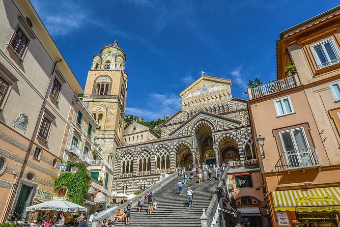 Gems of the Amalfi coast - The Guides and the Small-Group Advantage