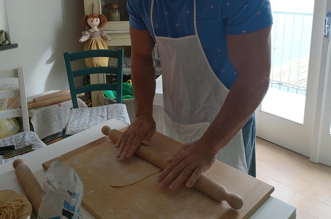Genuine Home Cooking Class + Wine Tasting - Making pasta with Carla