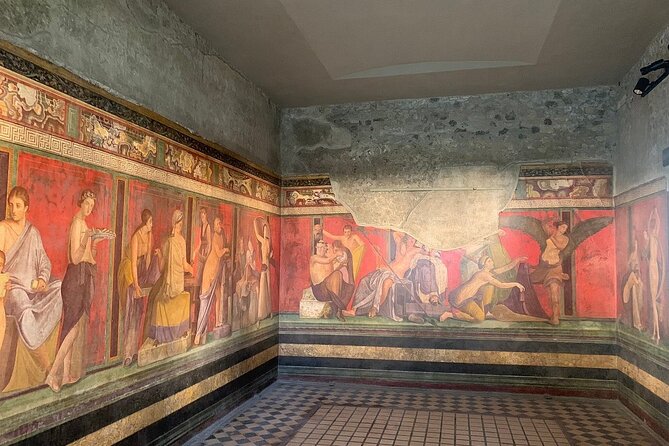 Guided Tours of Pompeii Excavations Historical and Cultural Itineraries - Suburban spas: Pompeii begins with bathing culture