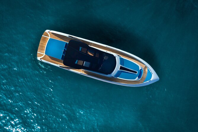 Half Day in Amalfi Coast with Private Luxury Yacht Tour - Conca dei Marini and its Saracen tower