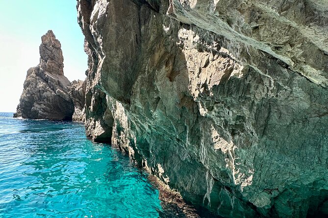 Half-day private boat tour of Capri - A Second Capri Swim Stop