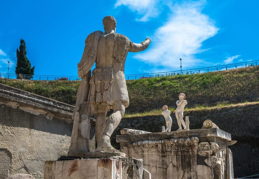 Herculaneum Guided Walking Tour with Entry Ticket - Starting at the Herculaneum ticket office