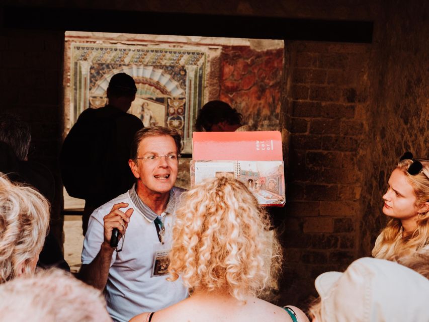 Herculaneum: Private Walking Tour with Archeologist Guide - The Sacellum of the Augustales