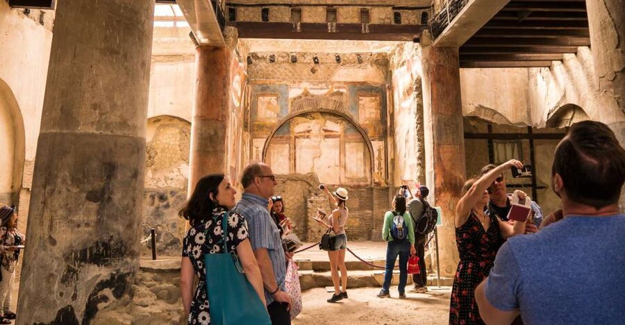 Herculaneum: Private Walking Tour with Archeologist Guide - The Forum and the city’s public life