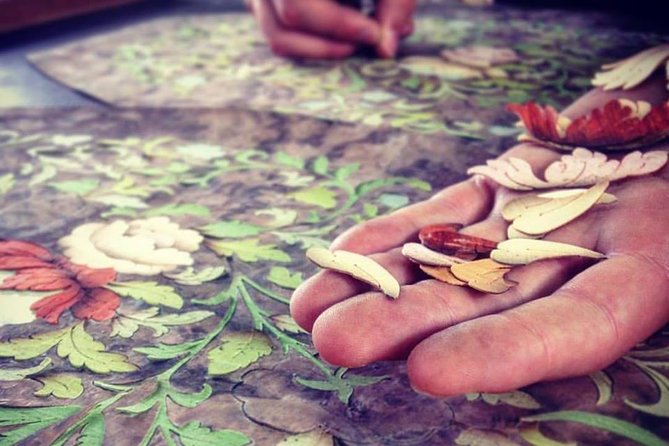 Inlaid wood Factory Tour - Key points to know before you book