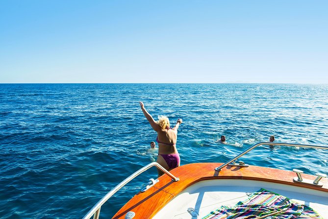 Ischia and Procida Boat Tour: Small-Group from Sorrento - Timing, group size, and the return to Sorrento