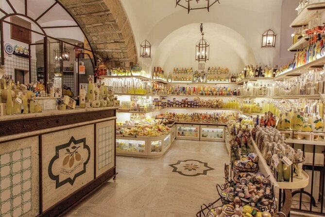 Learn how to make Amalfi limoncello - Starting at Antichi Sapori d’Amalfi