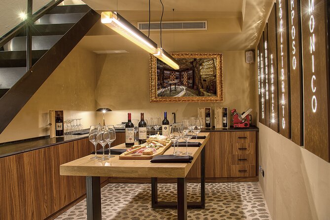 Light dinner accompanied with Masterclass Wines - Four grapes that define the lesson