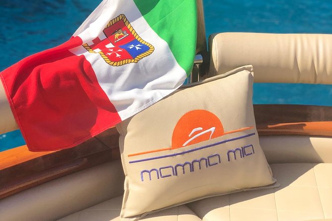 Mamma Mia Boat Experience! - Boat comfort and what is included