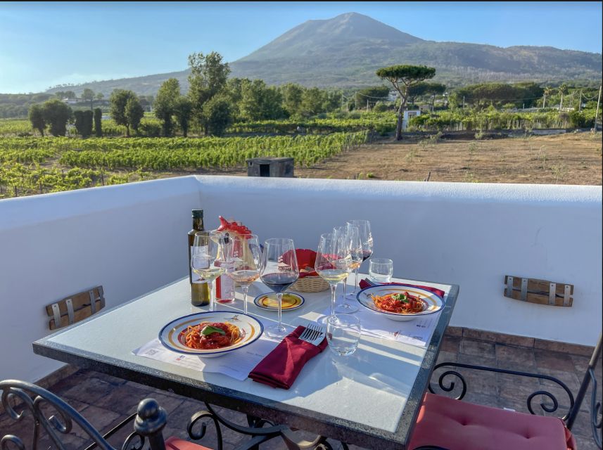 Mount Vesuvius: Vineyard Tour with Wine Tasting and Lunch - The tasting: white, rosé, and red Lacryma Christi