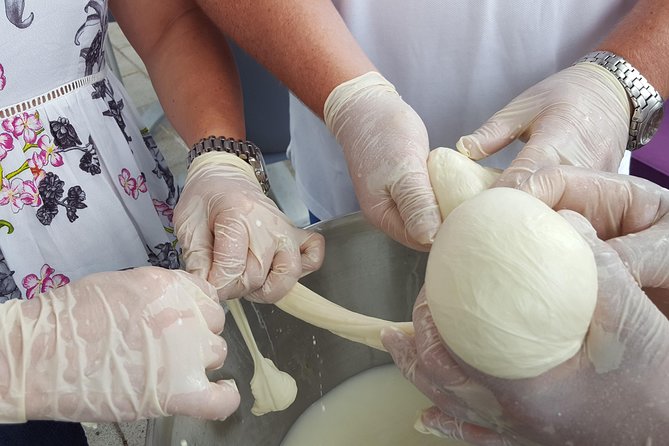 Mozzarella Class or Pizza Class - Ravello and the music village viewpoint
