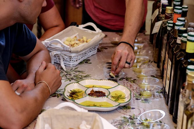 Olive oil tasting in Sorrento - Vinegar, honey, marmalade, and homemade liqueurs