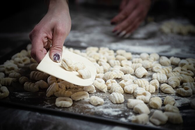 Pasta and Tiramisù class with a panoramic view of Sorrento - Who will enjoy this class most