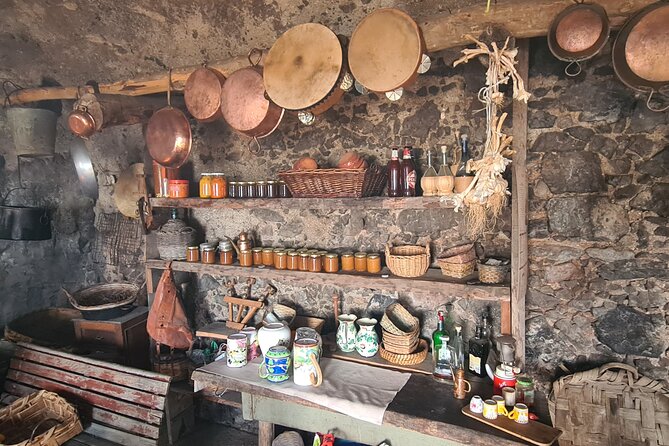 Path of Gods Hike, with Food Experience at Shepherd's Hut - Plants, animals, and stories along the route