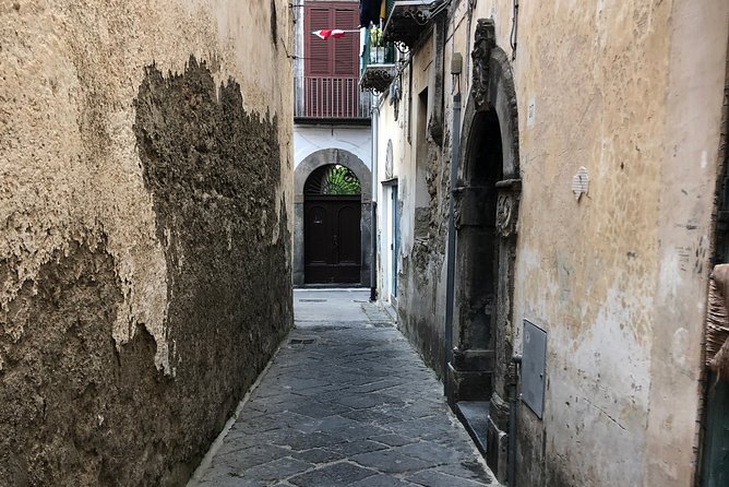 Piano di Sorrento Walking Tour with a Local - Via Ponte di Mortora and Orazio Bridge