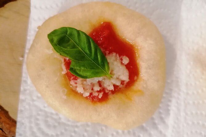 Pizza e Tiramisù class with local mum in Positano - Stories, Traditions, and the Human Side