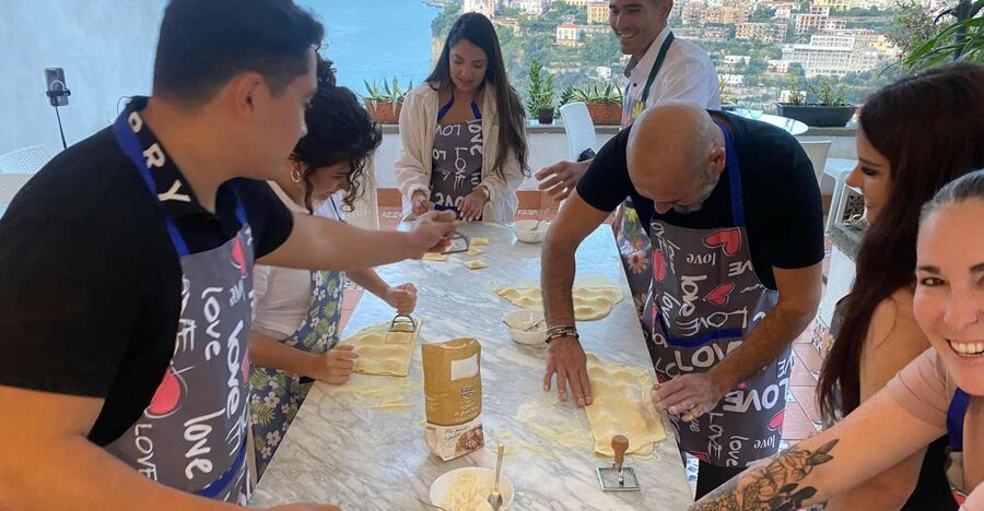 Pizza pasta e sorrento traditional cuisine 100% hands on - Limoncello, local wine, and the shared table