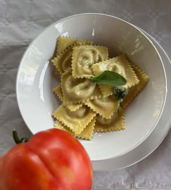 Pompei: Cooking class fresh pasta - A Campania menu with garden produce