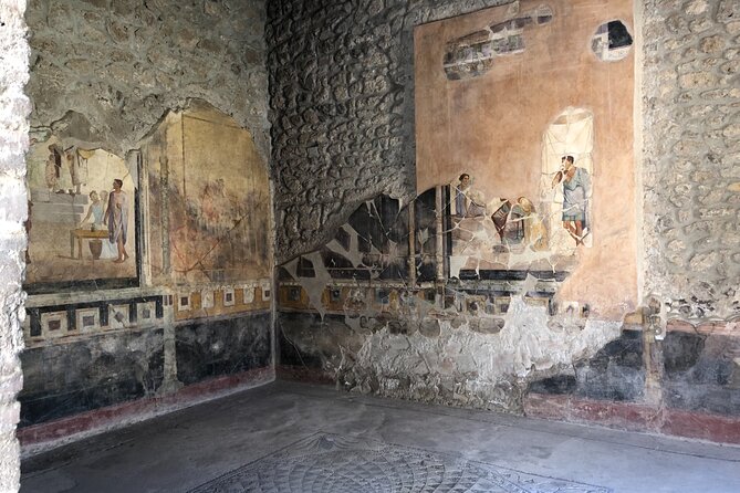 Pompei three hours with an expert guide - The brothel and the Thermopolium